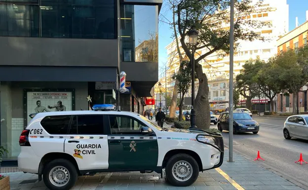 Marbella law firm and villa searched in large Guardia Civil operation